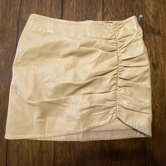 Lamarque Aricia White Leather Cream Skirt Size 4 C2 - Picture 3 of 8